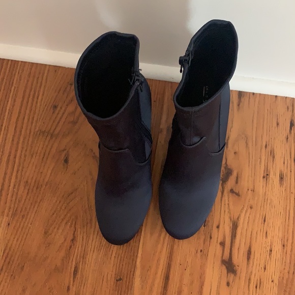 Heeled Boots - Picture 4 of 6